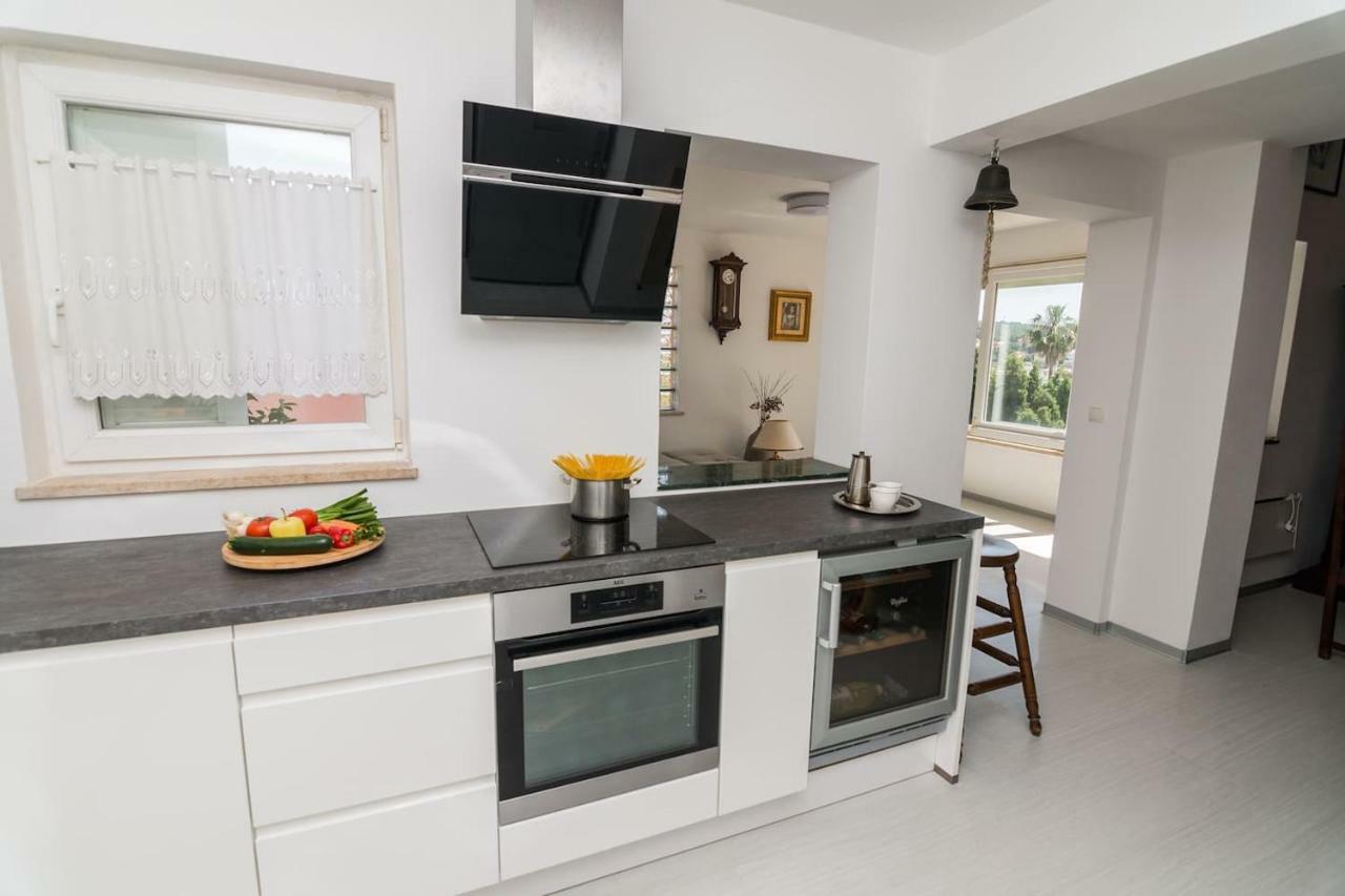 Apartment Sun View Mali Losinj Exterior photo